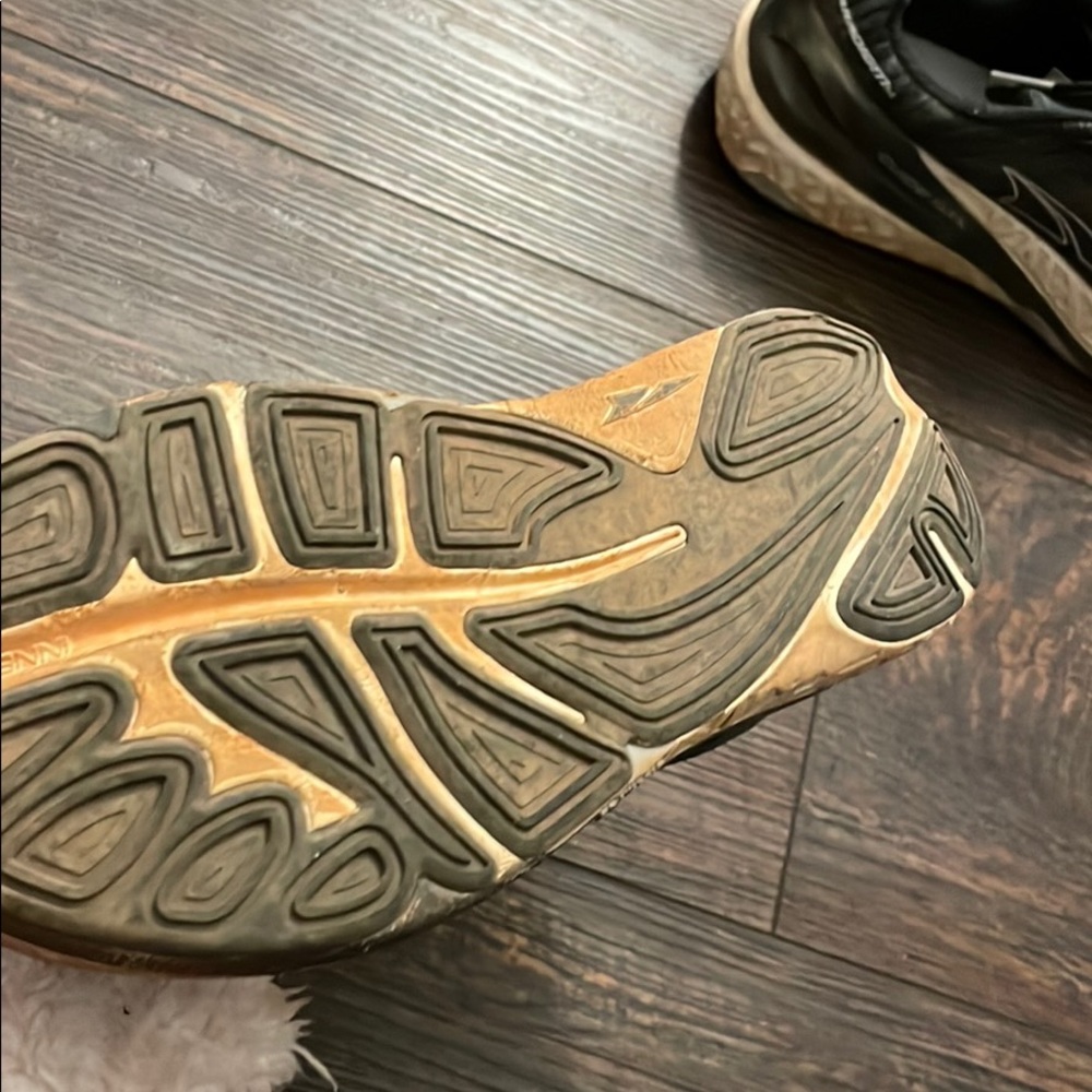 Altra Paradigm 4 - Picture 5 of 5